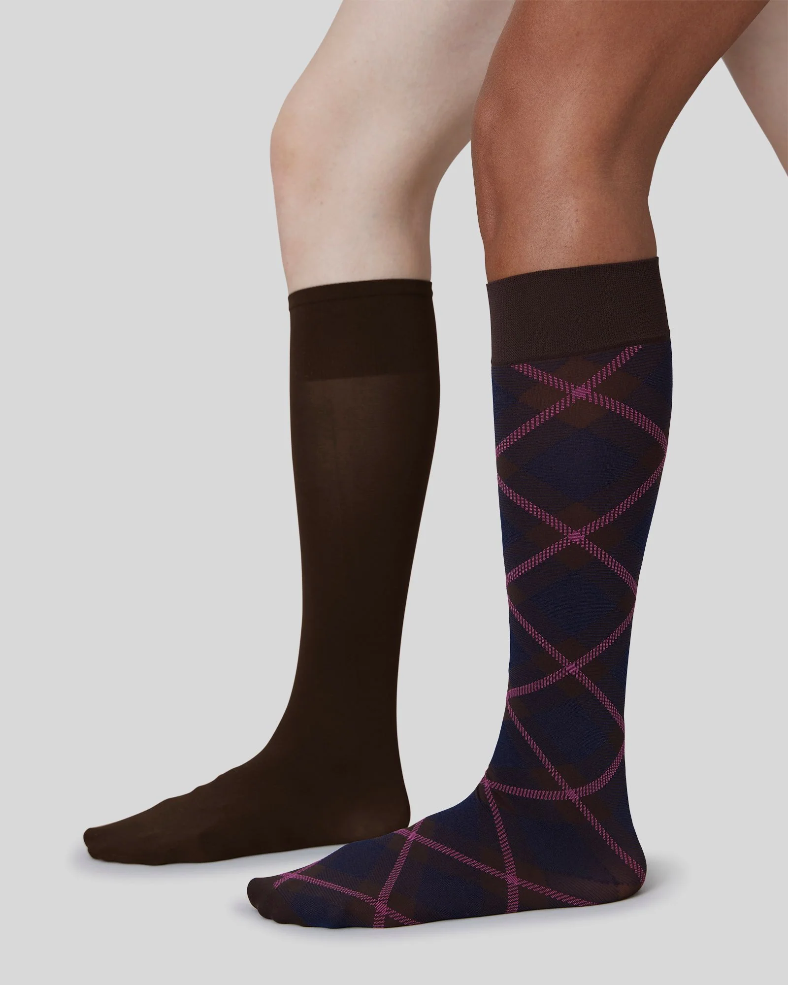 2-pack Franka Check & Solid Knee Highs - Image 2